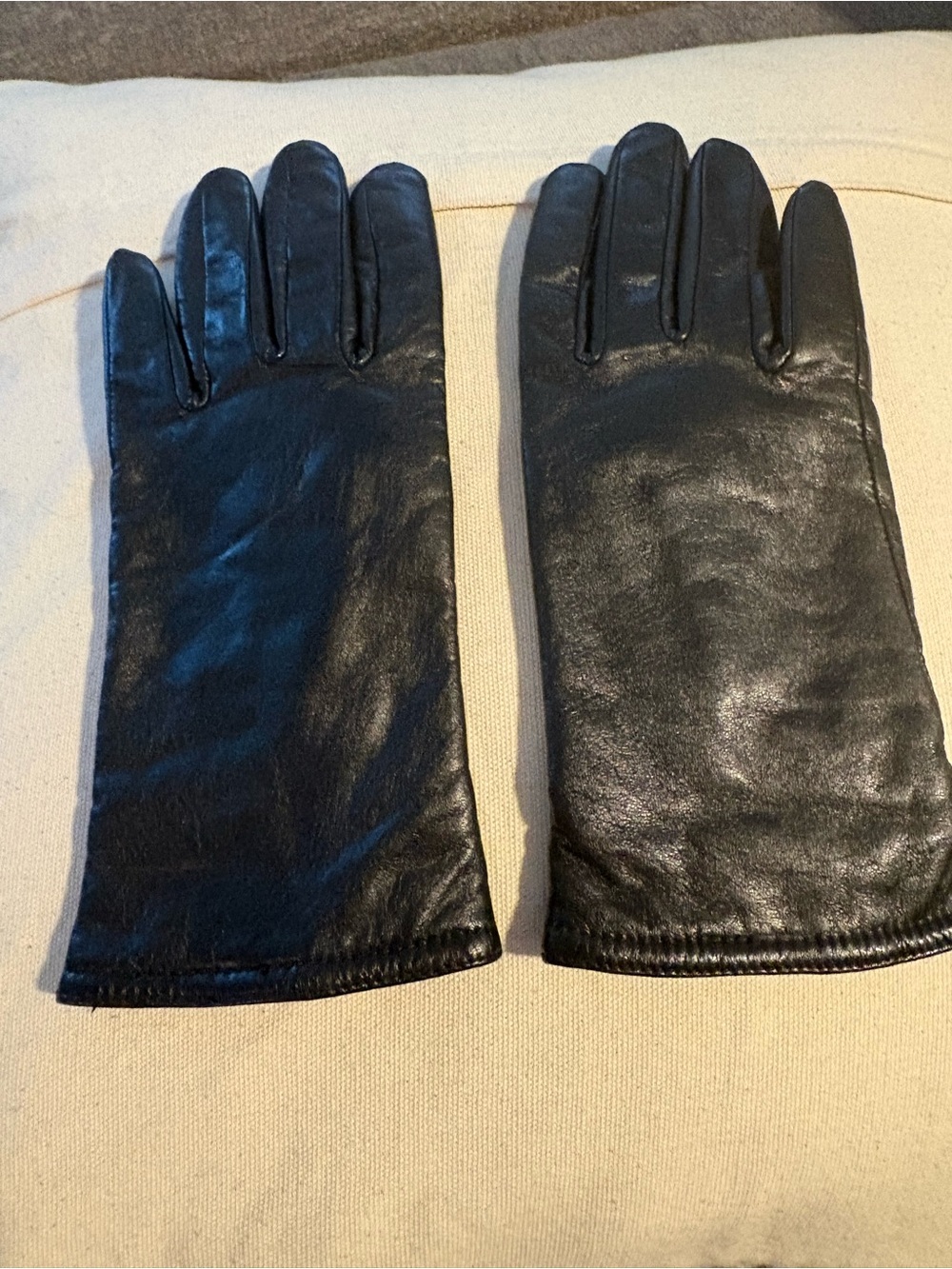 3M Thinsulate Black Leather winter Gloves women’s medium